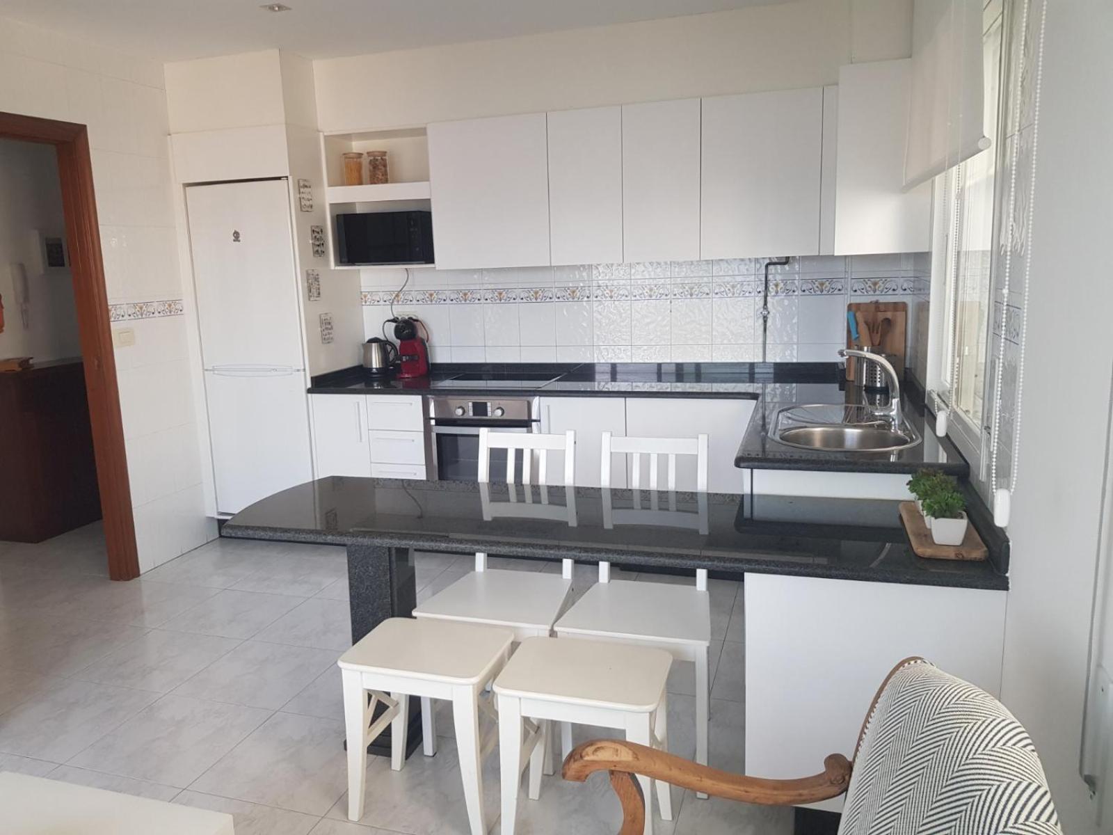 Coqueto Apartamento En Raxo, Sanxenxo Bagian luar foto